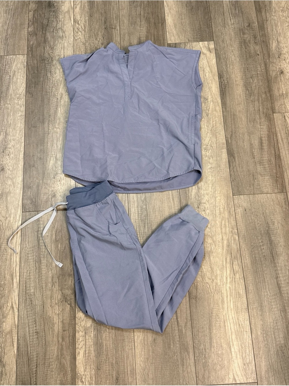 Figs Two-Piece Scrub Set